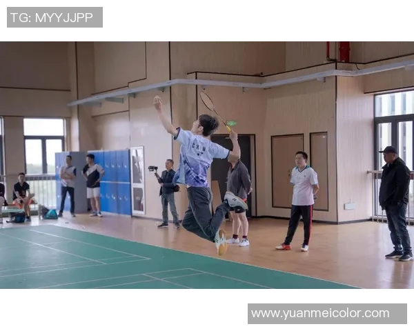 南京羽毛球队耐力提升之路探秘热议羽毛球的背后故事与未来展望 南京羽毛球队耐力提升之路探秘热议羽毛球的背后故事与未来展望