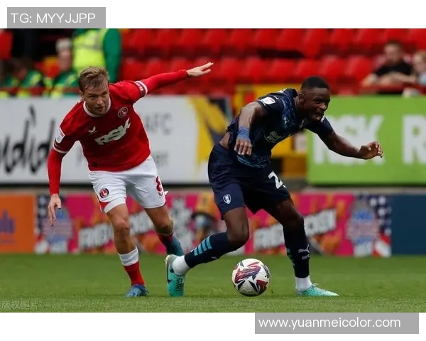 林肯城与罗瑟汉姆的激烈对决揭示英甲联赛的竞争魅力与球队实力较量