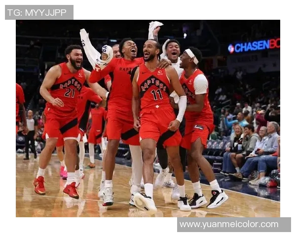 猛龙与雄鹿激战正酣解说员热情解读比赛精彩瞬间