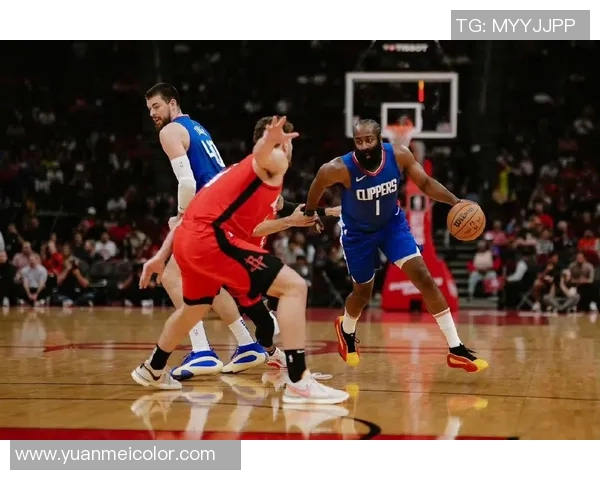 火箭季后赛对决快船的精彩瞬间与战术分析